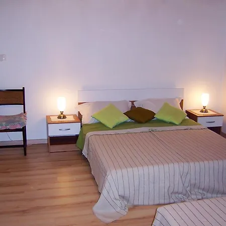 Dinka Apartmán *